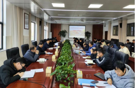 生命至上筑心间，“硬核”科普正当时      ——阜阳市成效高级中学举行消防疏散演练