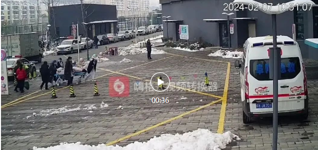 警医接力上演“生死时速”，迎来新生命的诞生！
