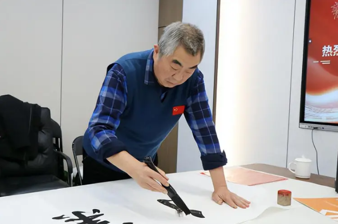 “光耀华夏”书法家王胜利迎新春网络作品展