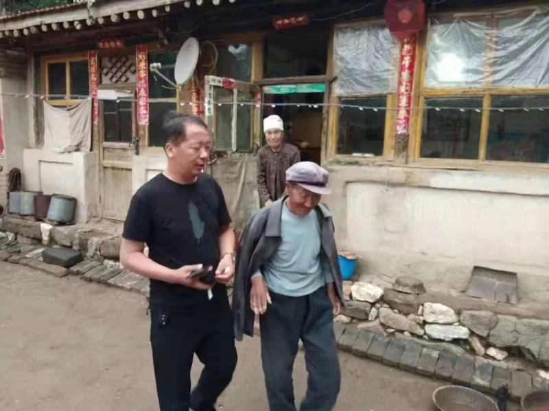 为了大包沟村的“一个也不能少” ——记内蒙古卓资县梨花镇大包沟村驻村第一书记武宝军的扶贫事迹