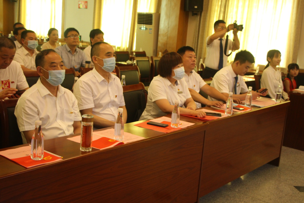 阜南技工学校积极参加人社局举办庆祝建党100周年文艺汇演