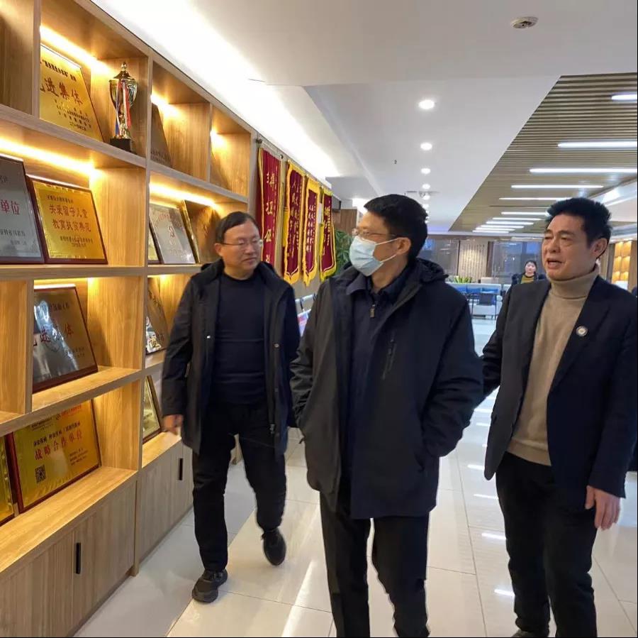 安徽省司法厅副厅长胡孔胜到阜阳市调研律所党建工作