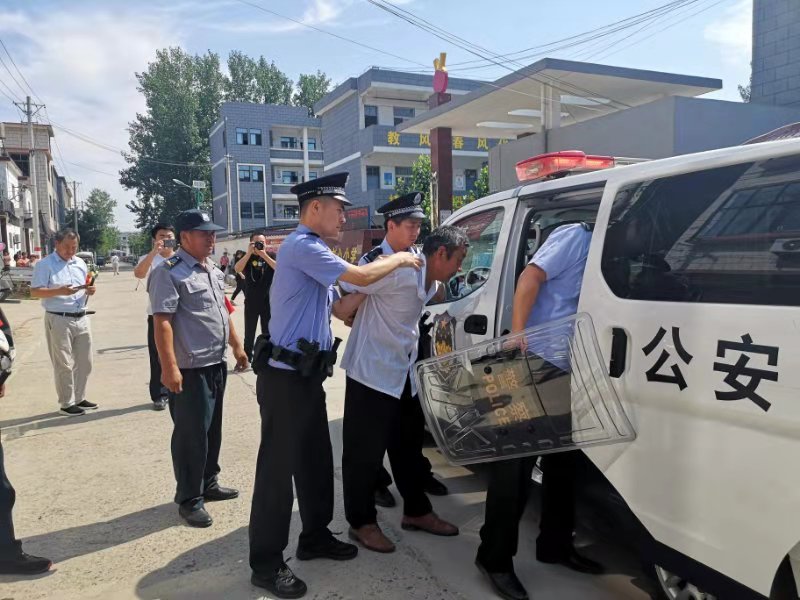 警校携手    共筑平安