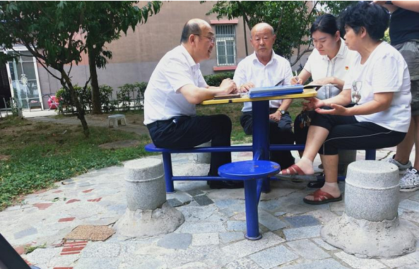 中共安徽弘大律师事务所支部委员会开展“两拥一做”主题普法活动
