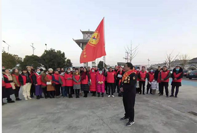 全国劳模杨传武走进校园解读十九届六中全会精神