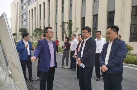 安徽省卫健委副主任吴振宇率队来旌德调研生命健康产业工作   考察海昭生物科技有限公司