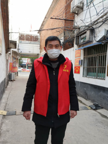 抗击疫情，英雄不改本色
