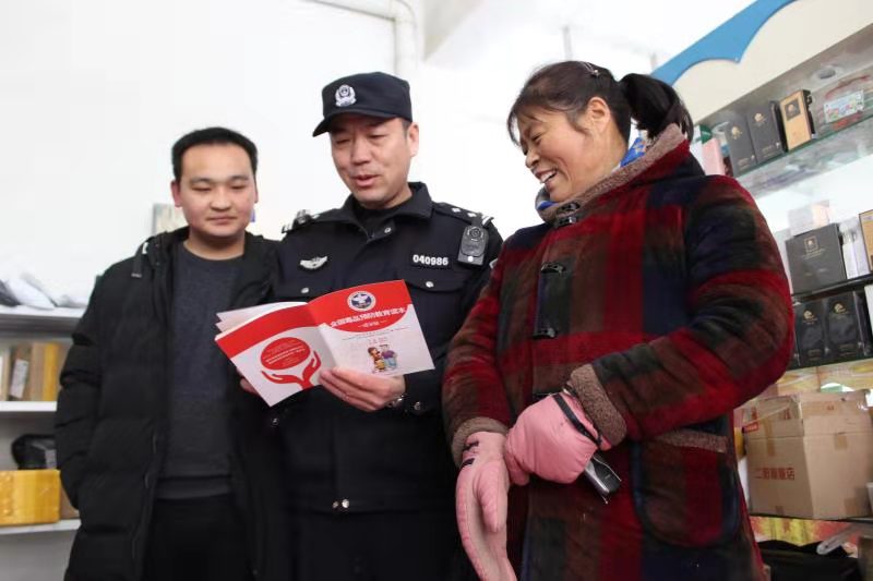 乌江所:深入辖区开展禁毒宣传活动