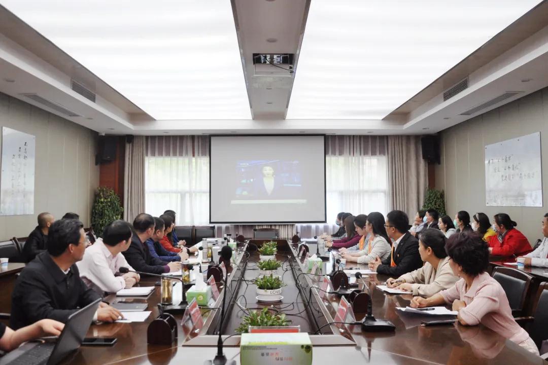安徽：阜阳市妇女儿童医院援鄂人员应邀赴颍州区医保局作宣讲