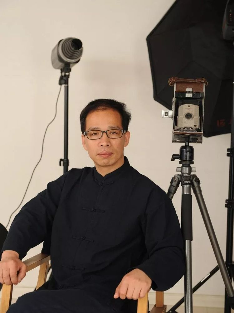 淮河清波碧万顷 身在红尘几度痴