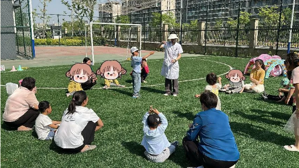 筑爱助残，益路同行”——阜阳市妇女儿童医院开展第34个全国助残日活动