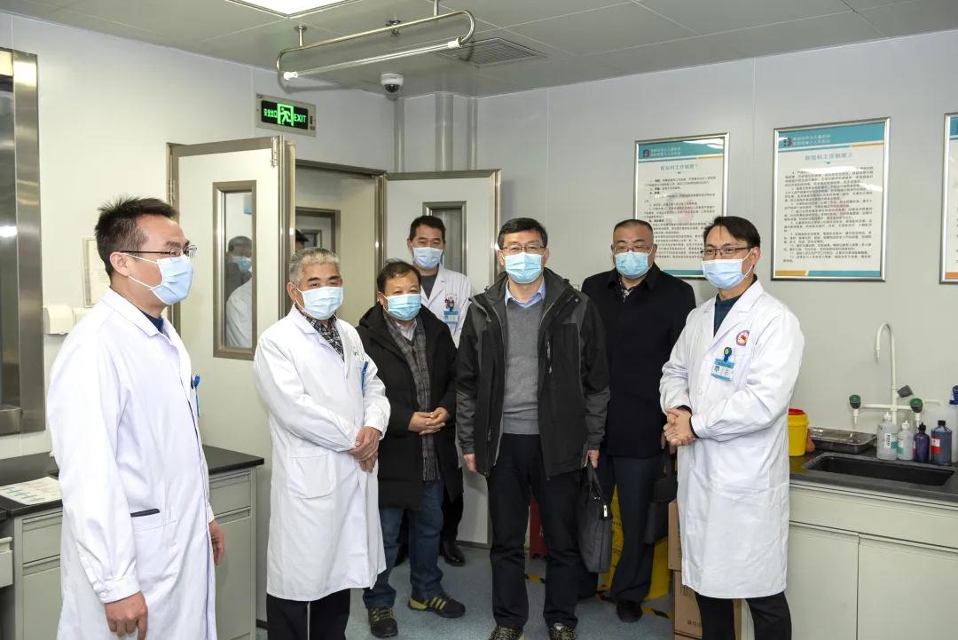 安徽理工大学纪委书记周旭一行到阜阳妇儿院走访调研