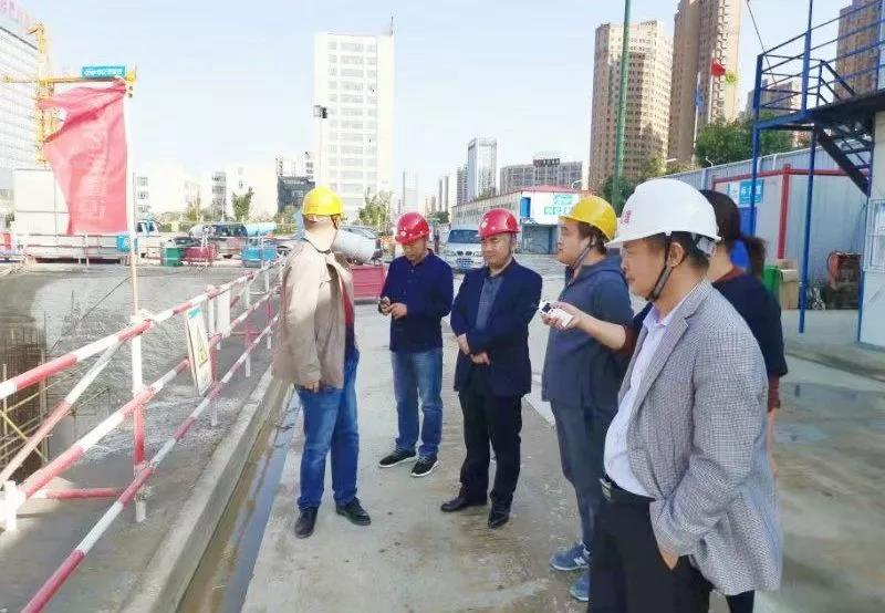 阜阳六院院长李忠民到医院二期工程工地监督检查