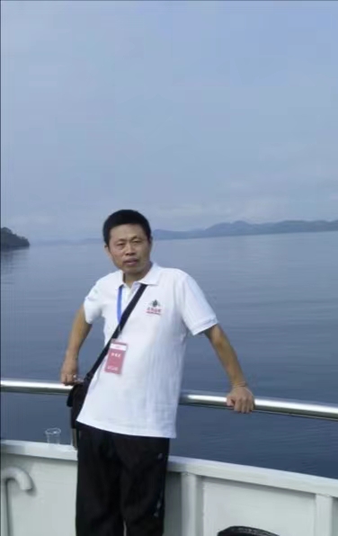 王皖军：可恨的夜（外一首）