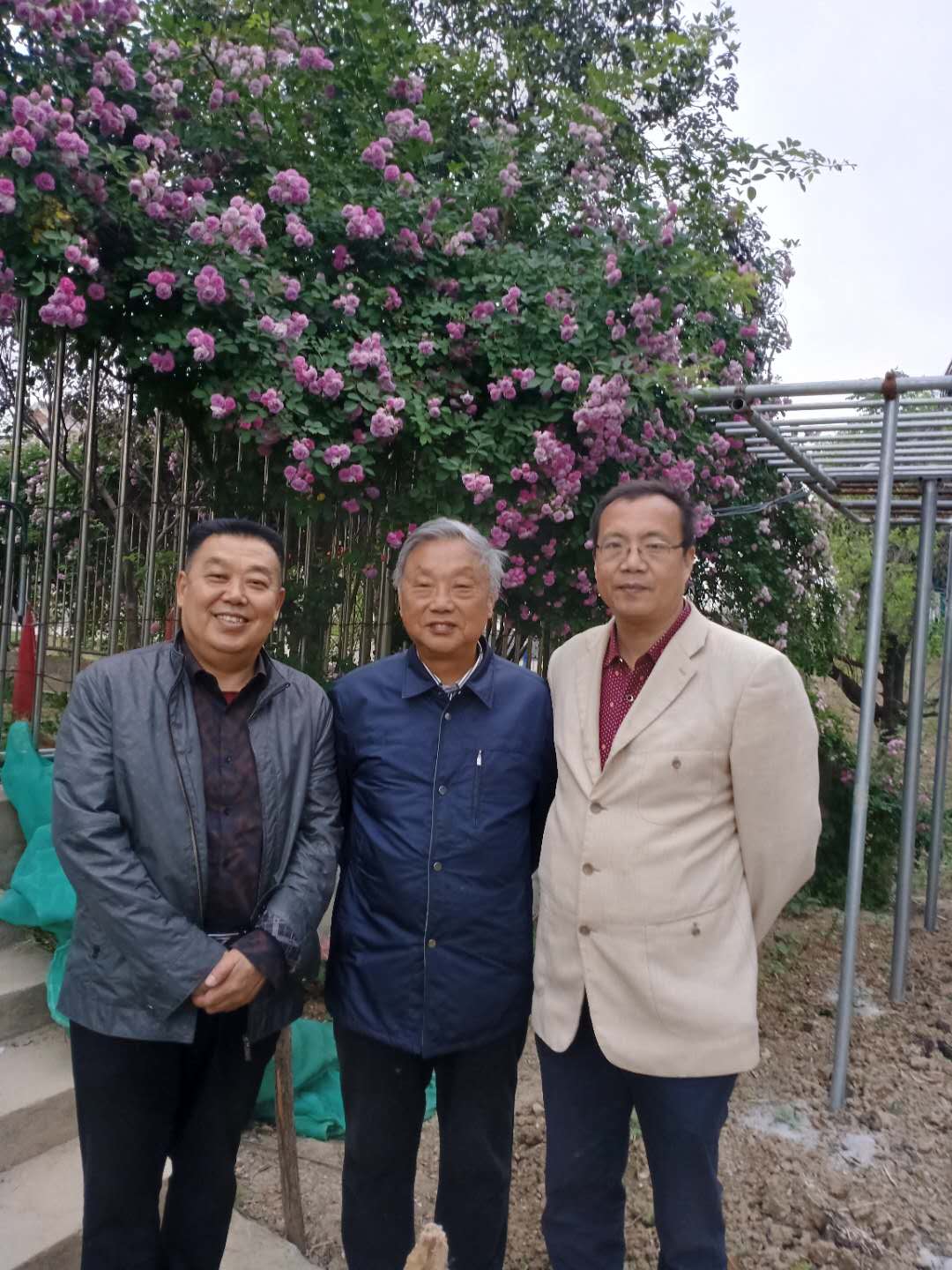 五月七日，拜访梁如云老人