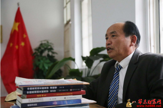 任杰：想把一辈子的教学经验留下，为阜阳教育事业再做一点贡献